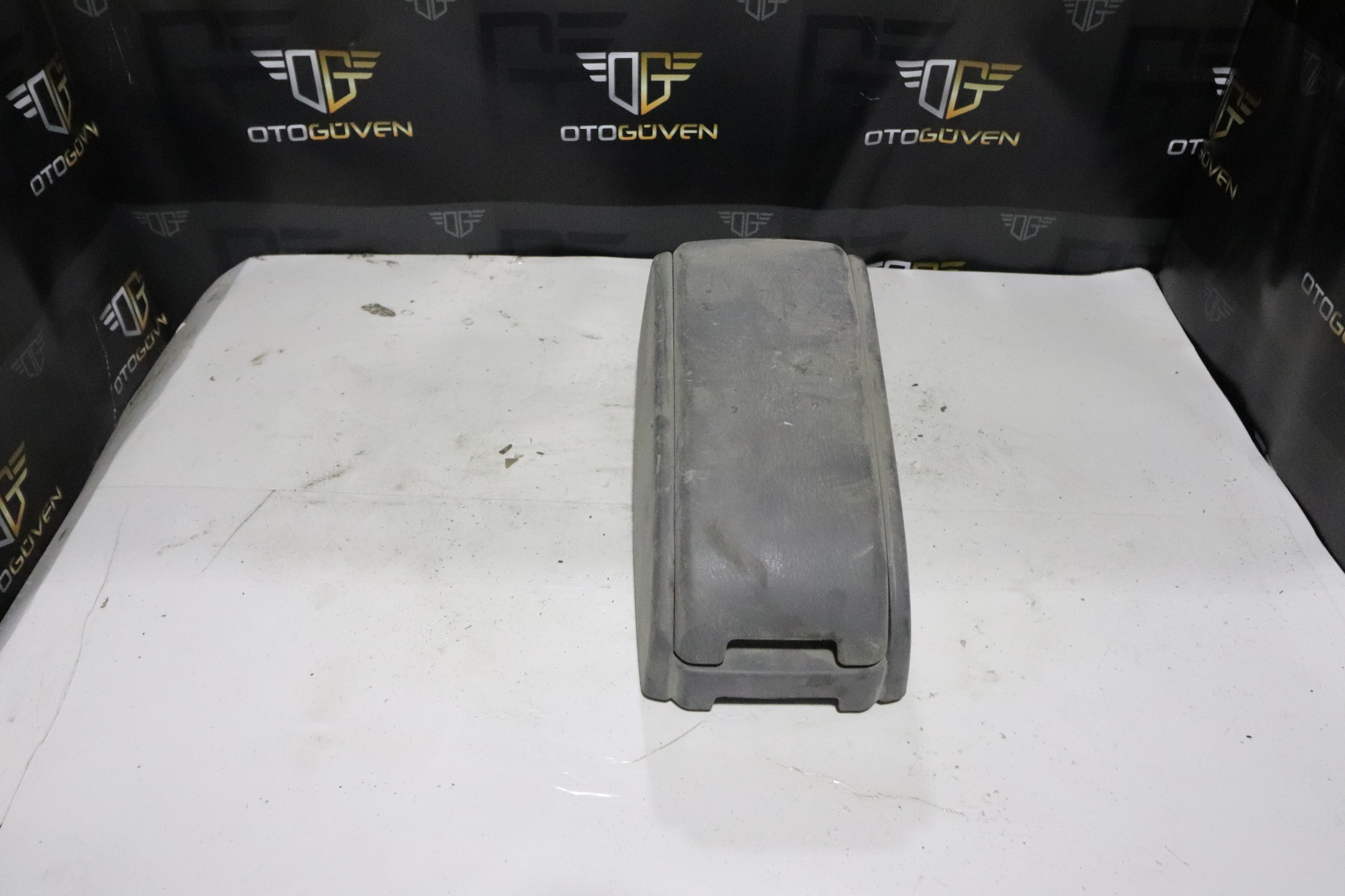 2008-2011 RANGER KOLTUK DAYAMA PLASTİĞİ