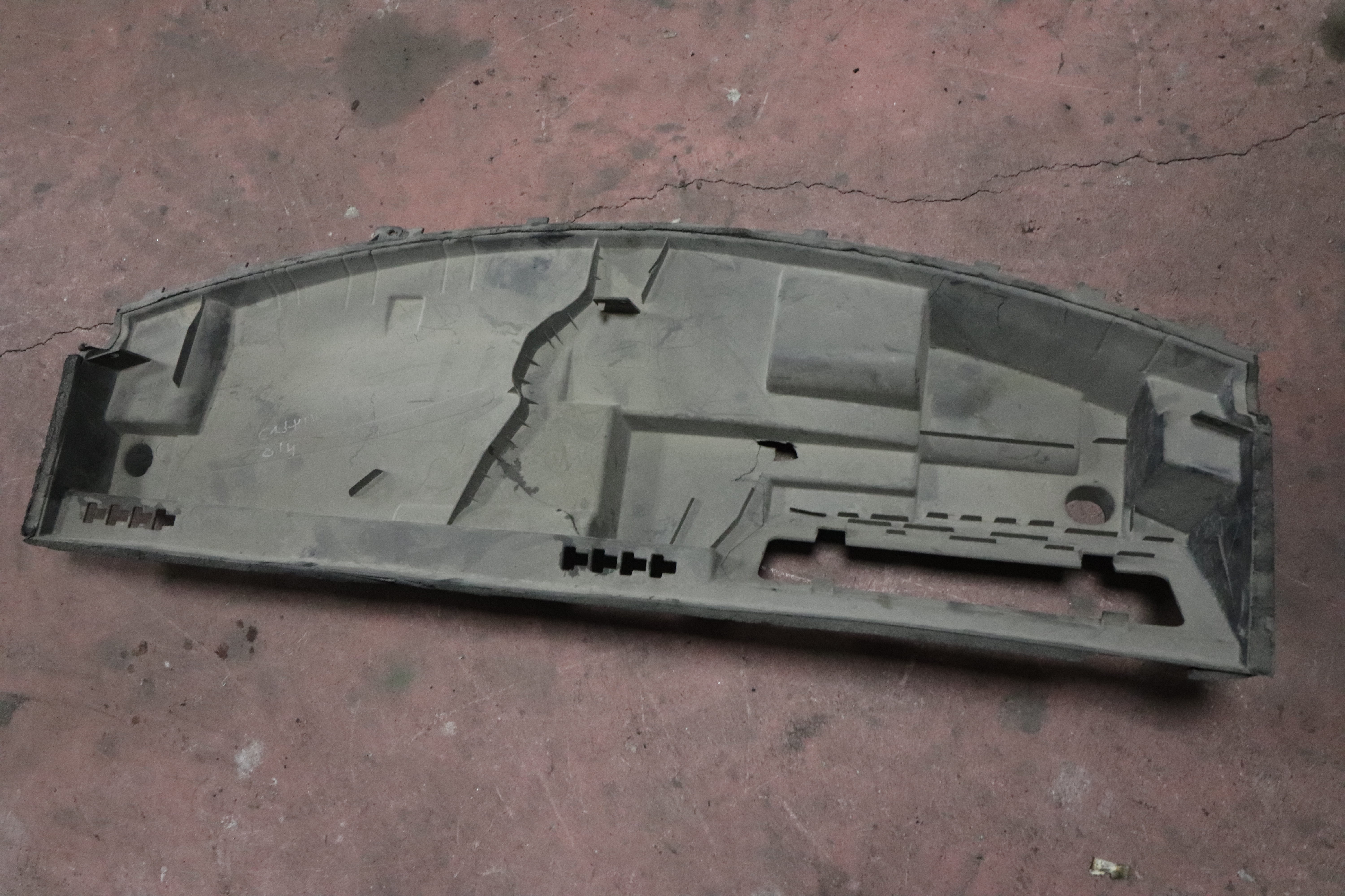 CUSTOM ARKA RADYATÖR KORUMA PLASTİĞİ