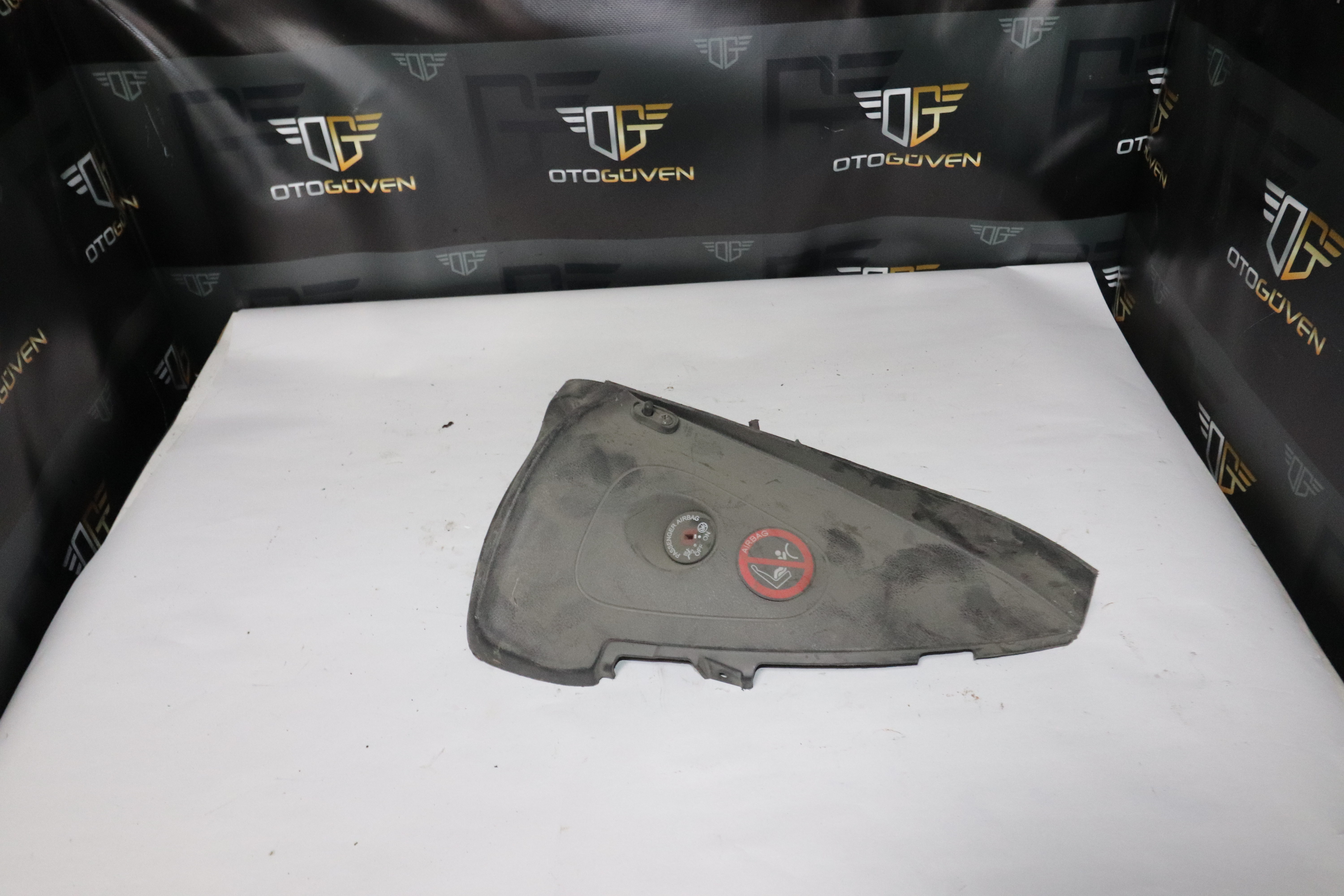 CUSTOM FAR DÜĞMESİ ÇERÇEVESİ