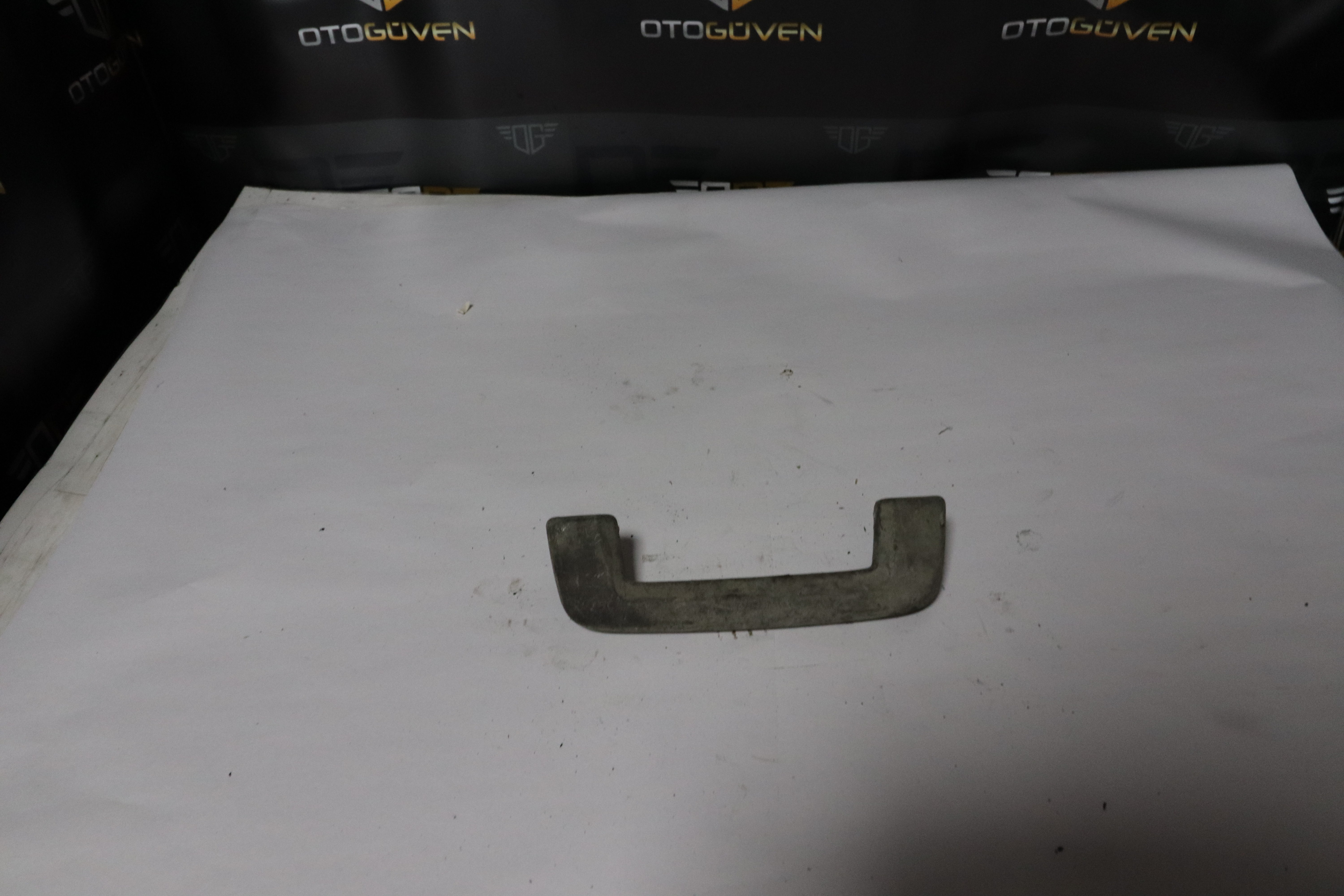 CUSTOM İÇ TUTMA KOLU