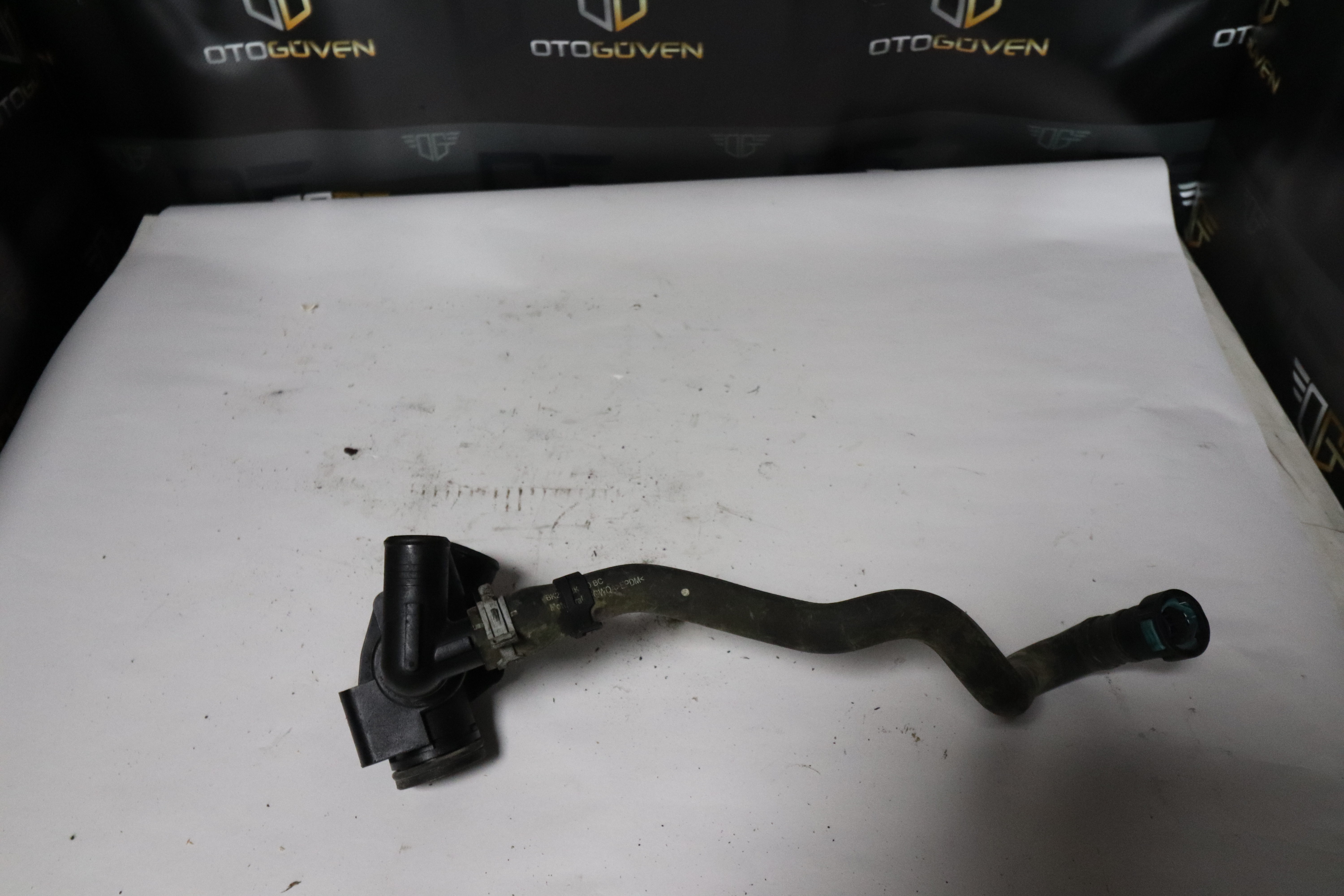 CUSTOM TERMOSTAT BORUSU