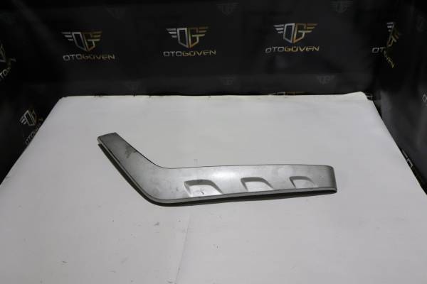 Ford Custom iç ayna plastiği