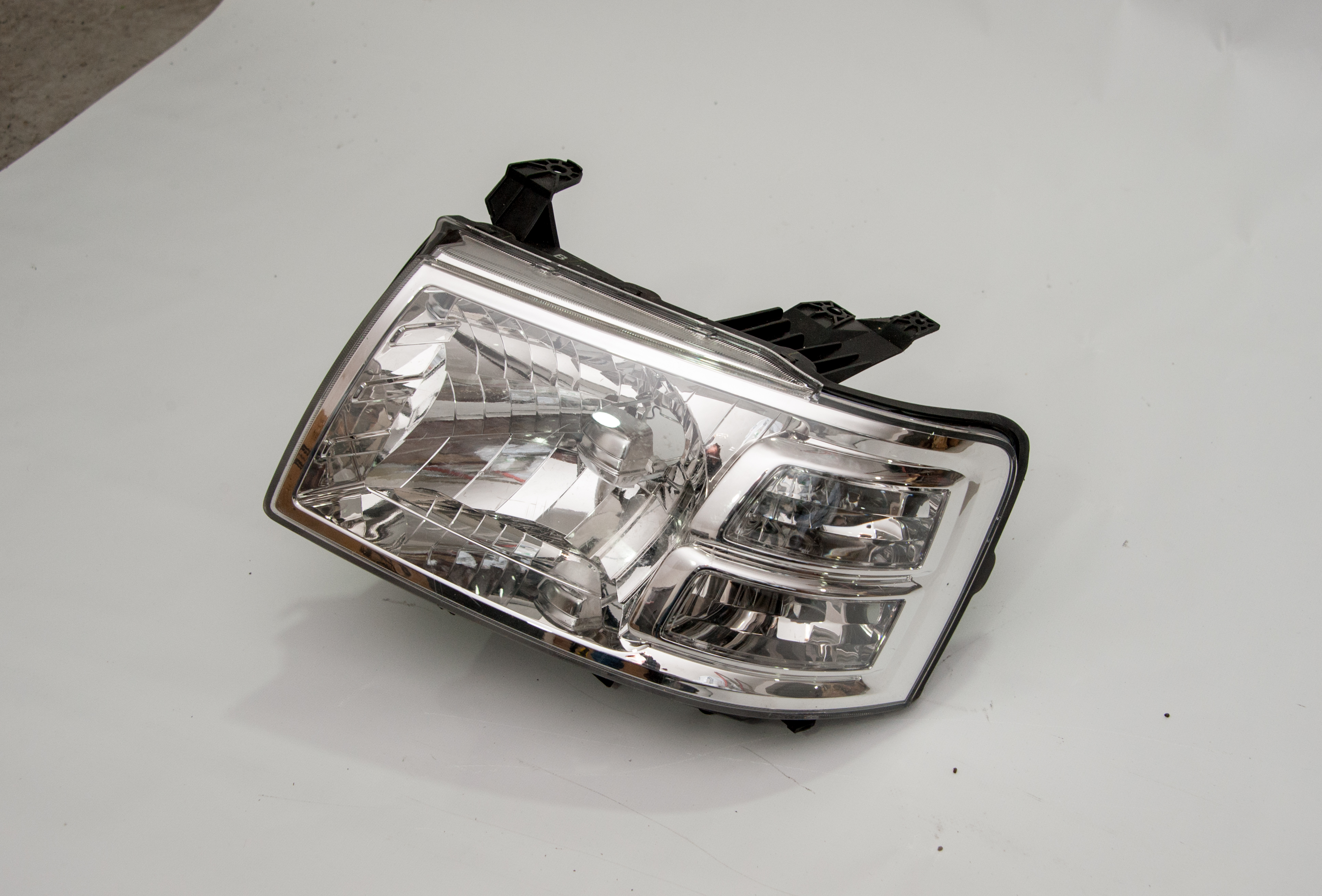 FORD RANGER 2008 2009 ÖN FARLAR