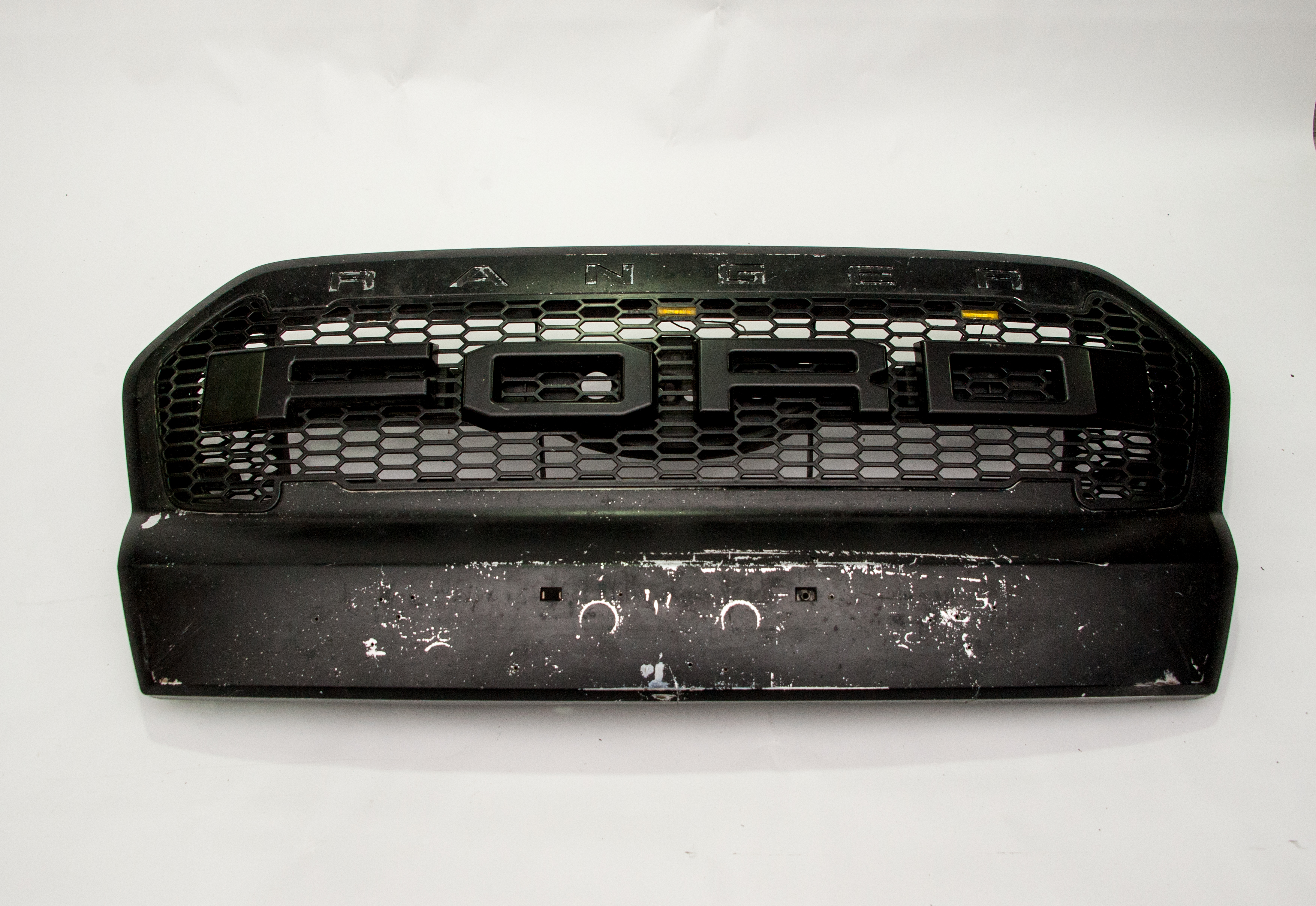 FORD RANGER 2018 2019 ÖN PANJUR ÇIKMALARI