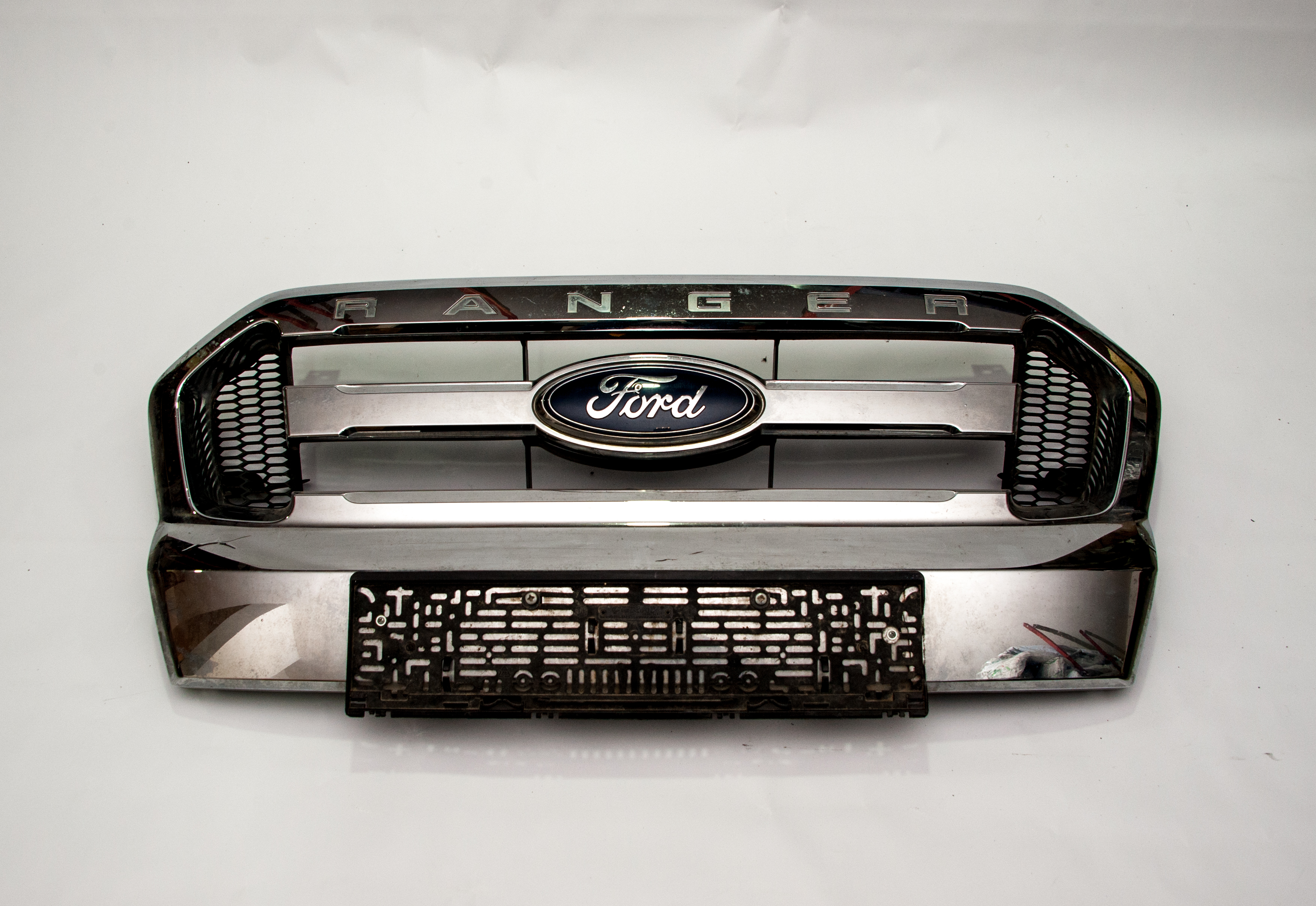 FORD RANGER 2018 2019 ÖN PANJURU ÇIKMA