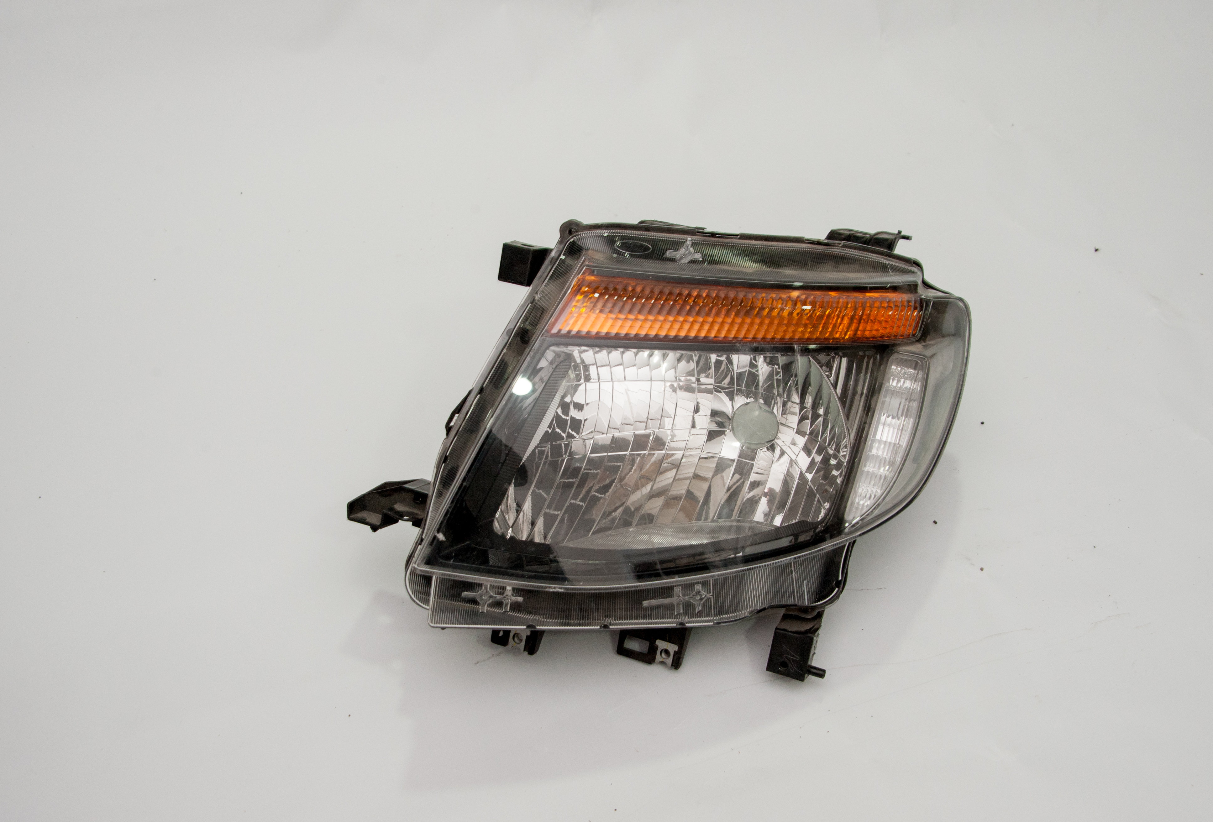 FORD RANGER2012 2016 ÖN FAR