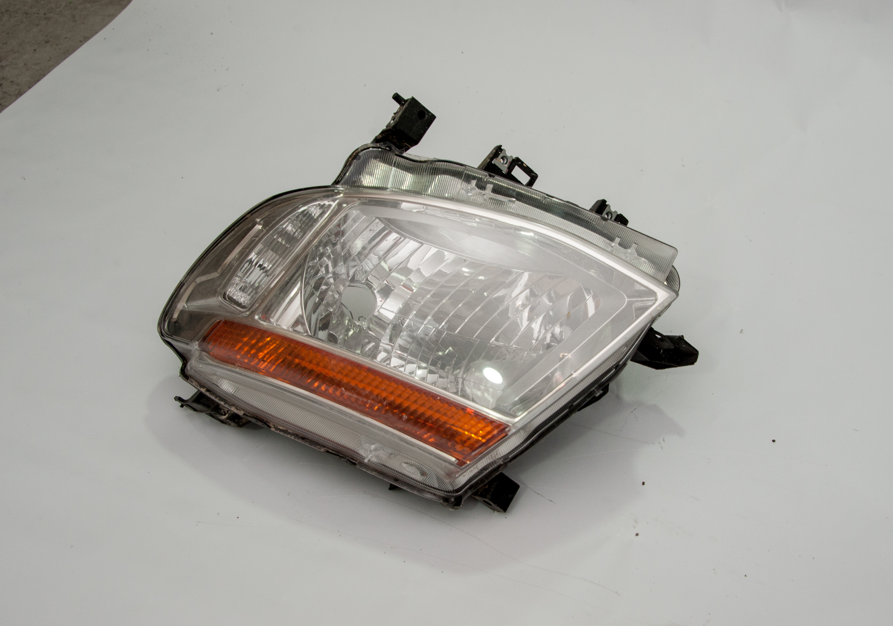 FORD RANGER2012 2016 ÖN FARLAR YAN SANAYİ