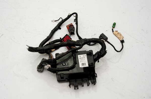 FORD TRANSİT 363 SİGORTA KUTUSU