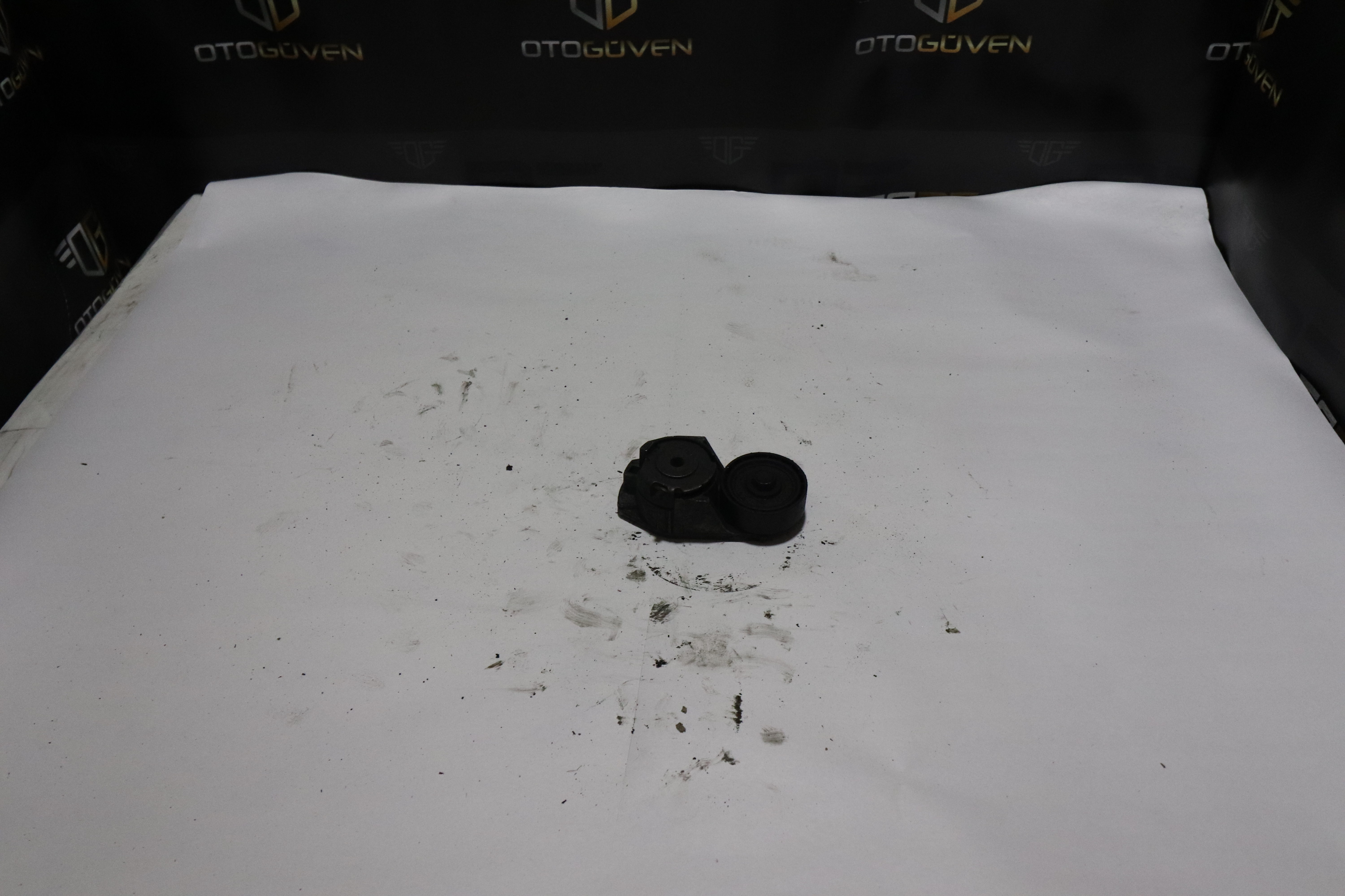 TRANSİT 2.0 ÖNDEN ÇEKER GERGİ BİLYASI