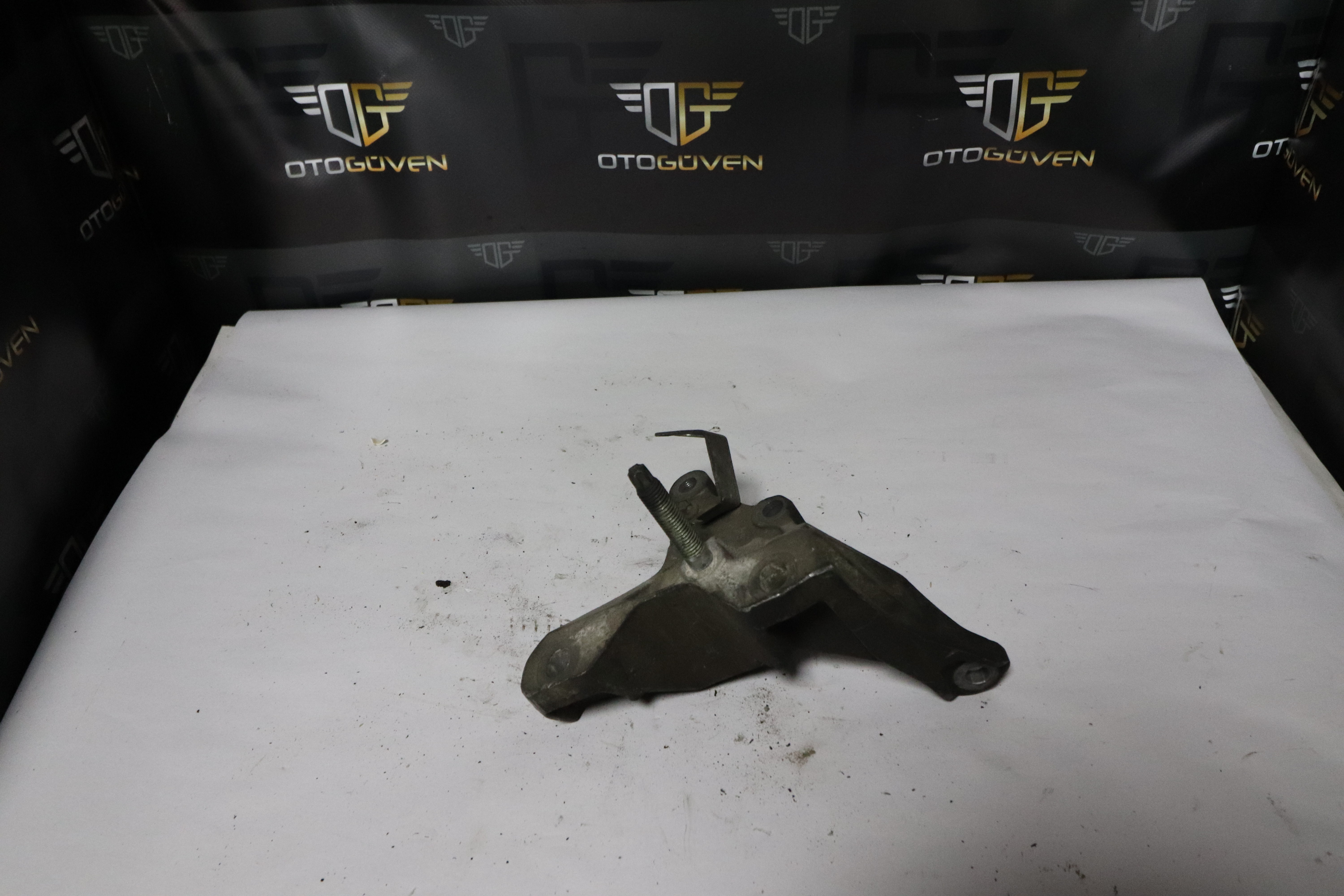 TRANSİT 2.2 ÖNDEN ÇEKER ŞANZIMAN KULAĞI (2)