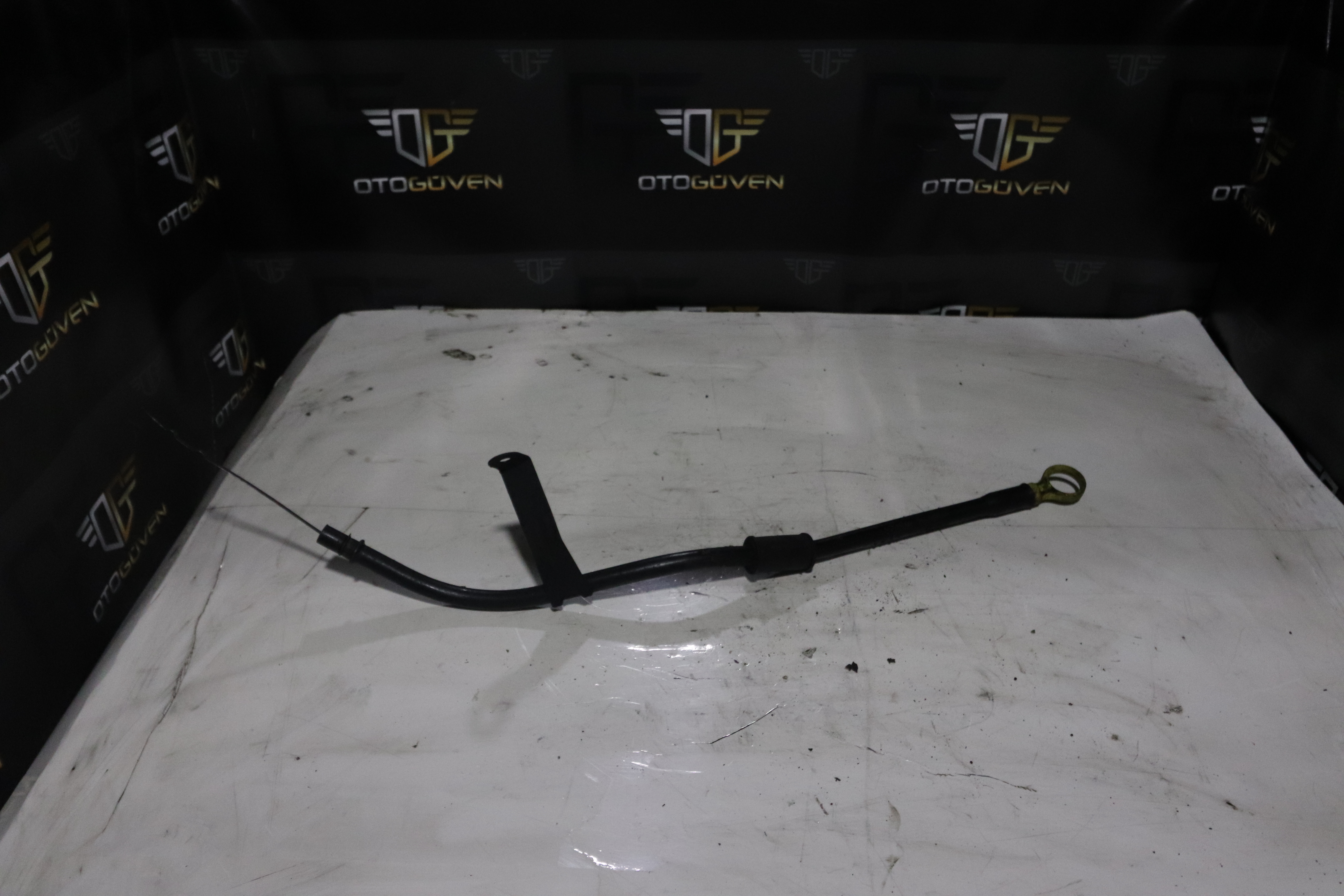 TRANSİT 2.2 ÖNDEN ÇEKER YAĞ ÇUBUĞU