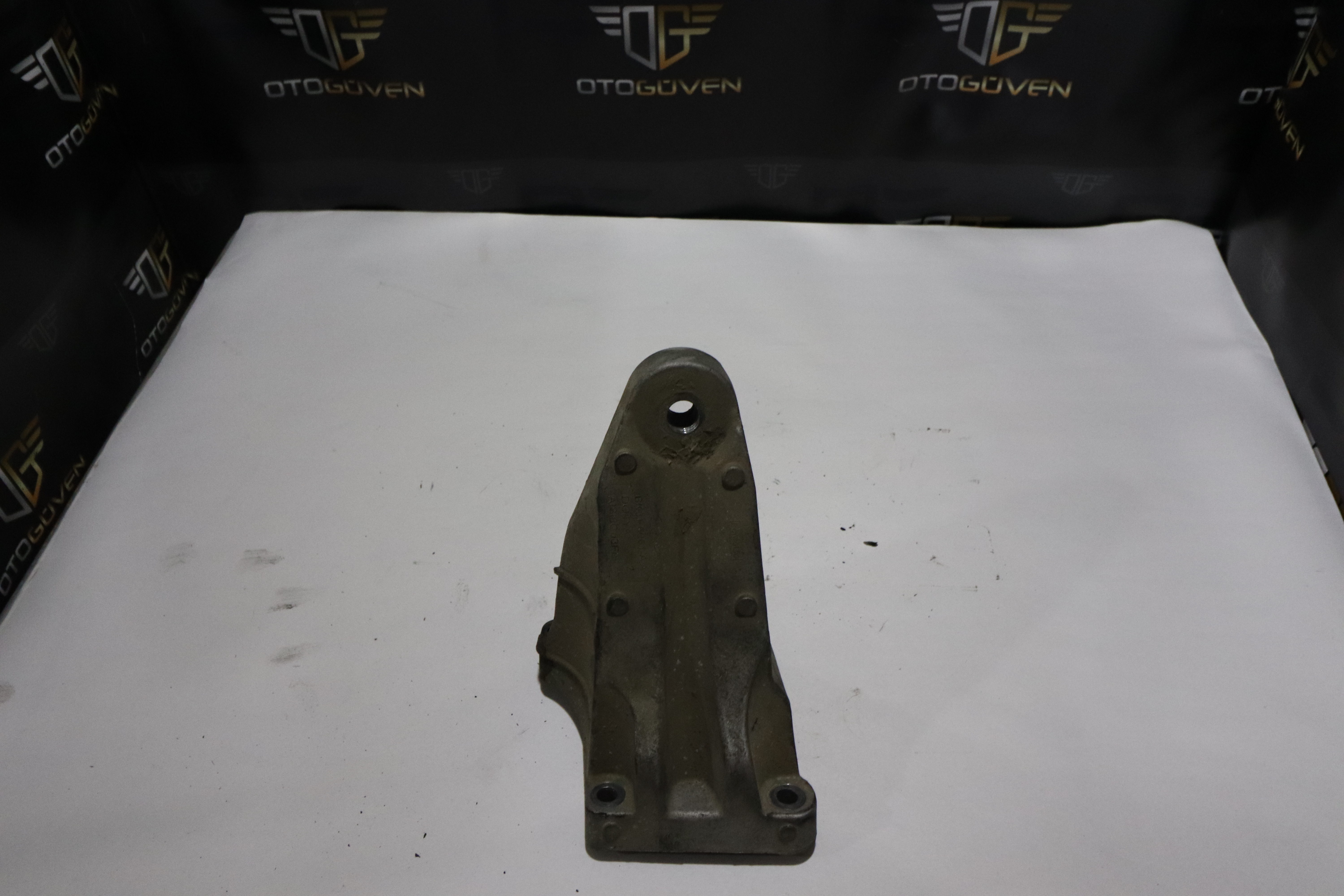 TRANSİT V155 MOTOR KULAĞI