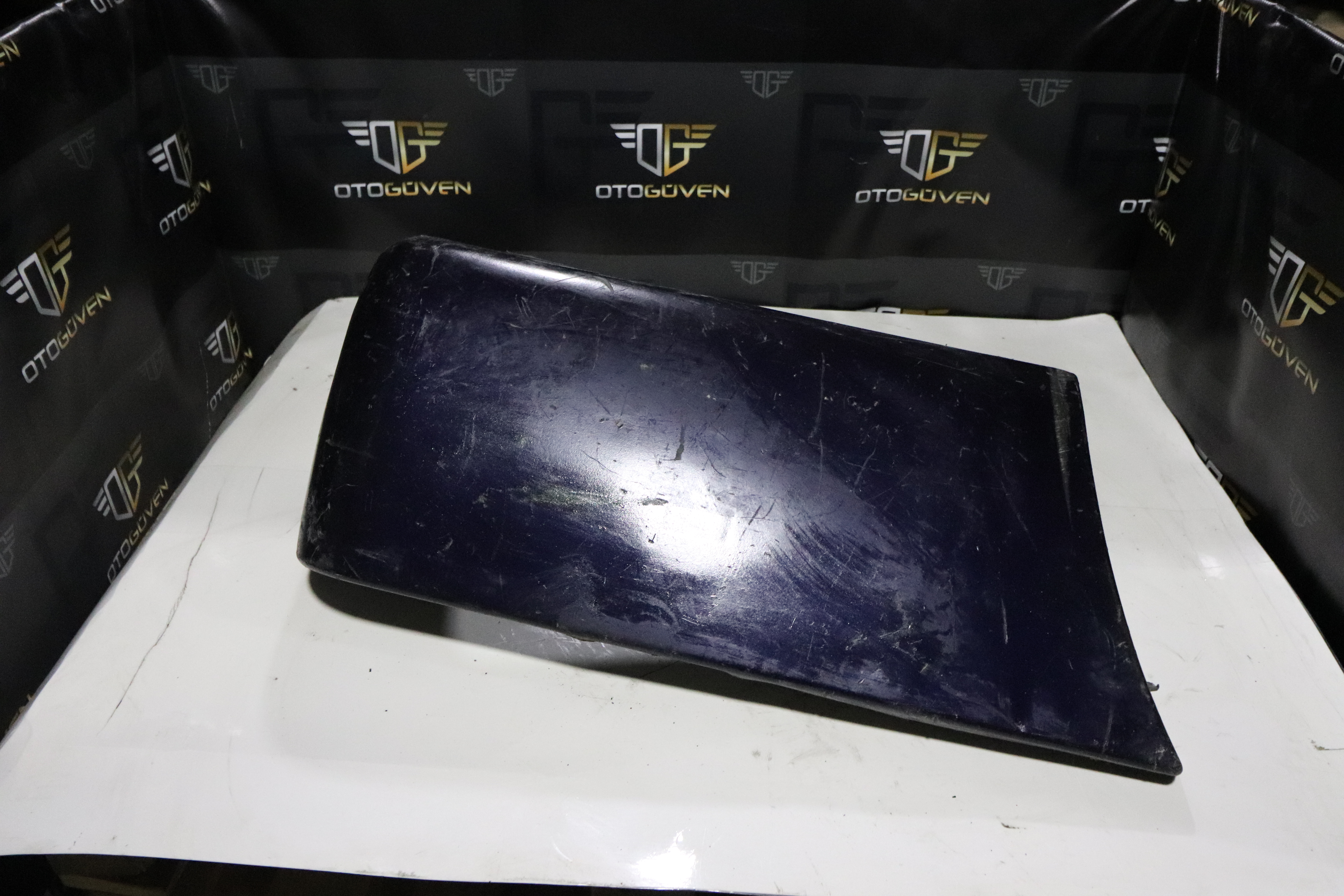 TRANSİT V184 ARKA TAMPON KÖŞESİ