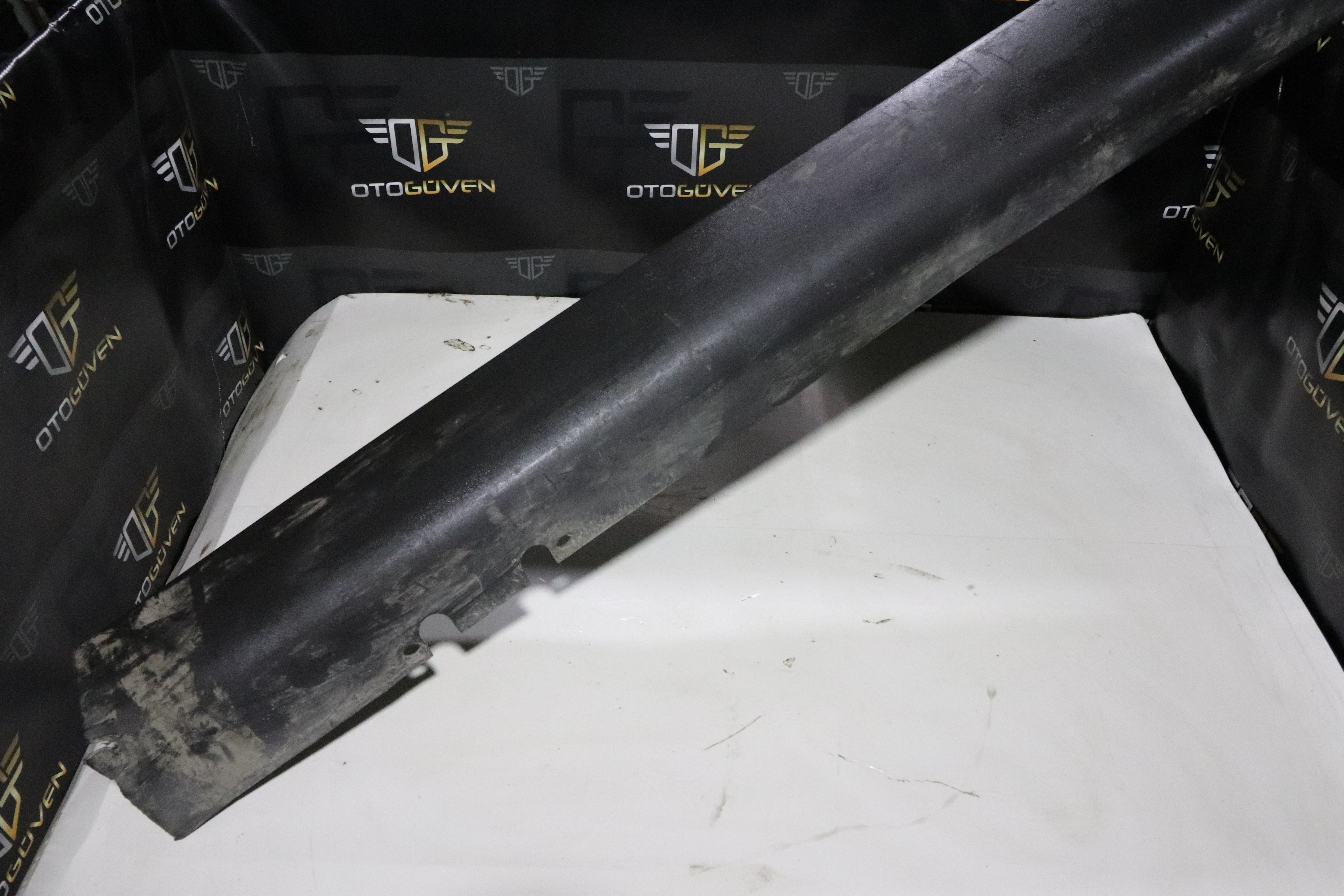 TRANSİT V184 ARKA TAMPON