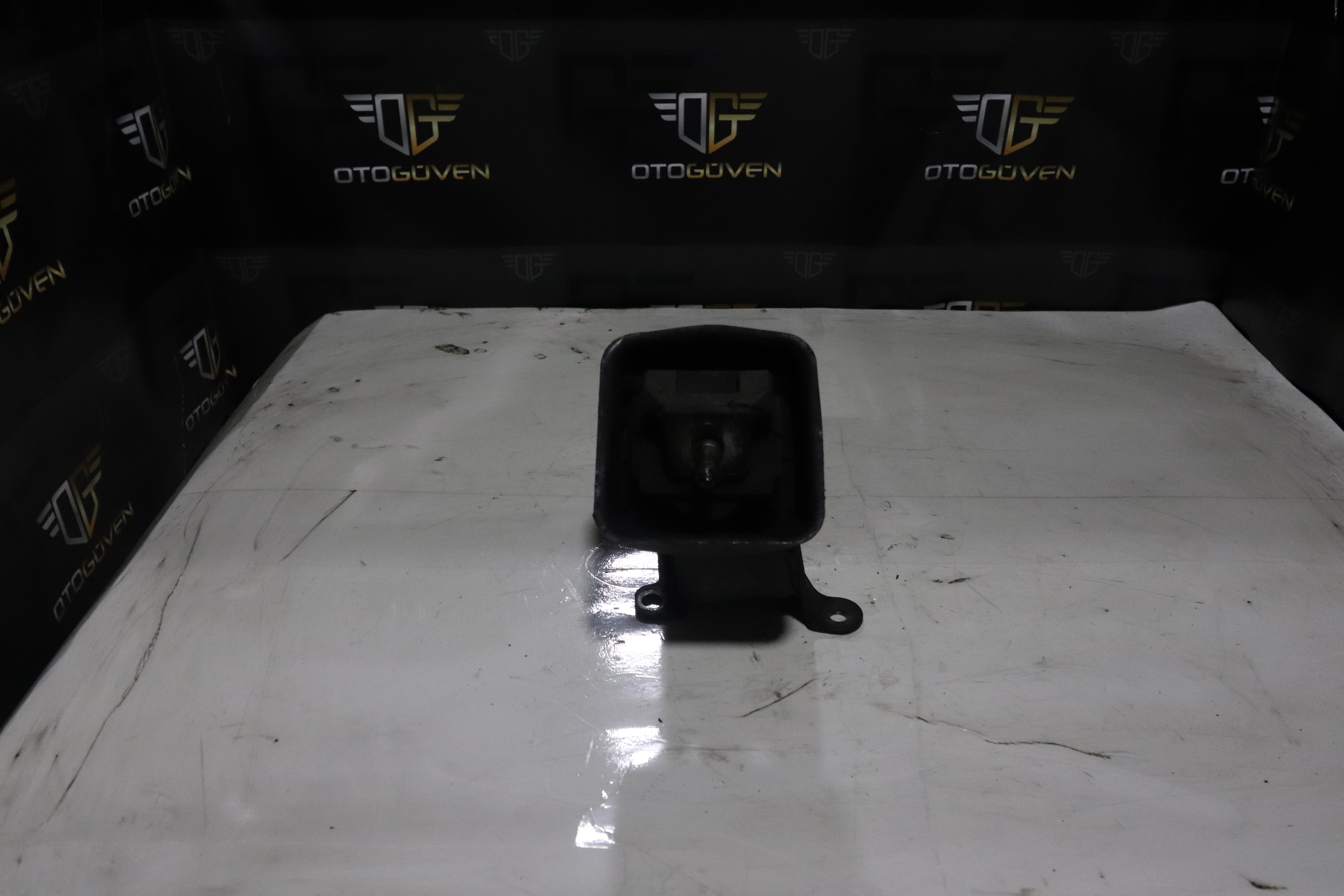 TRANSİT V184 MOTOR KULAĞI