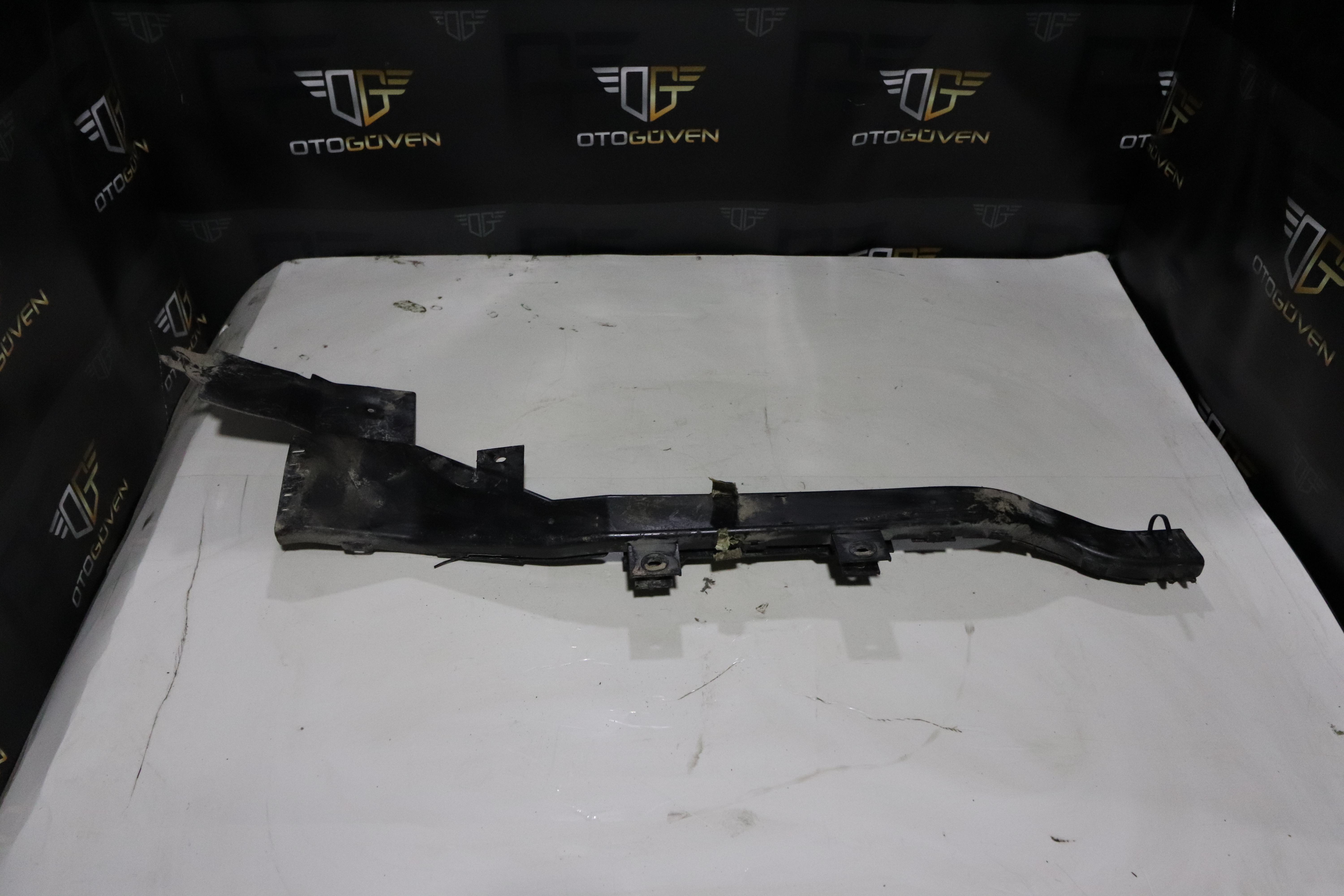 TRANSİT V184 TESİSAT PLASTİĞİ