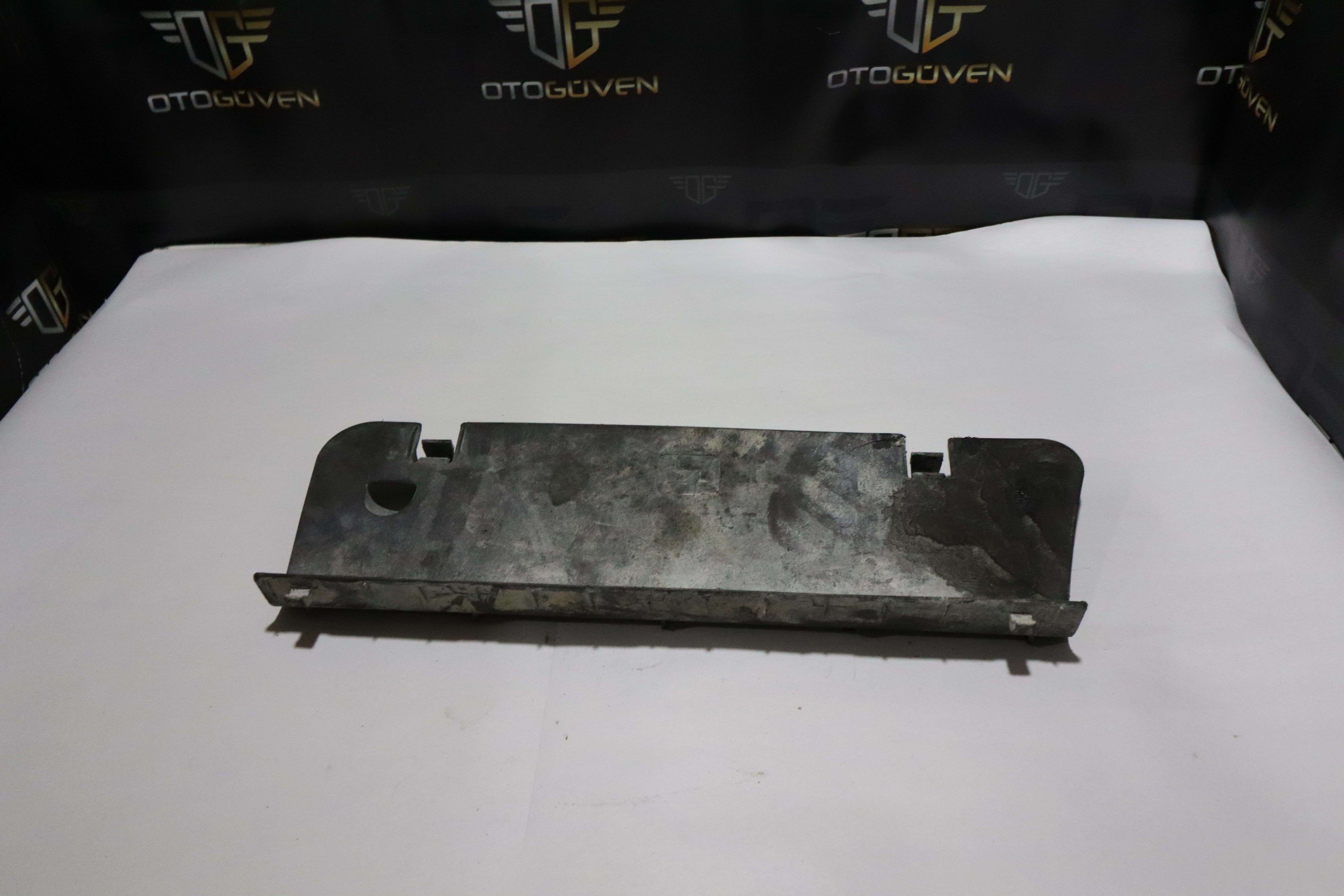 TRANSİT V347 KRİKO KAPAĞI