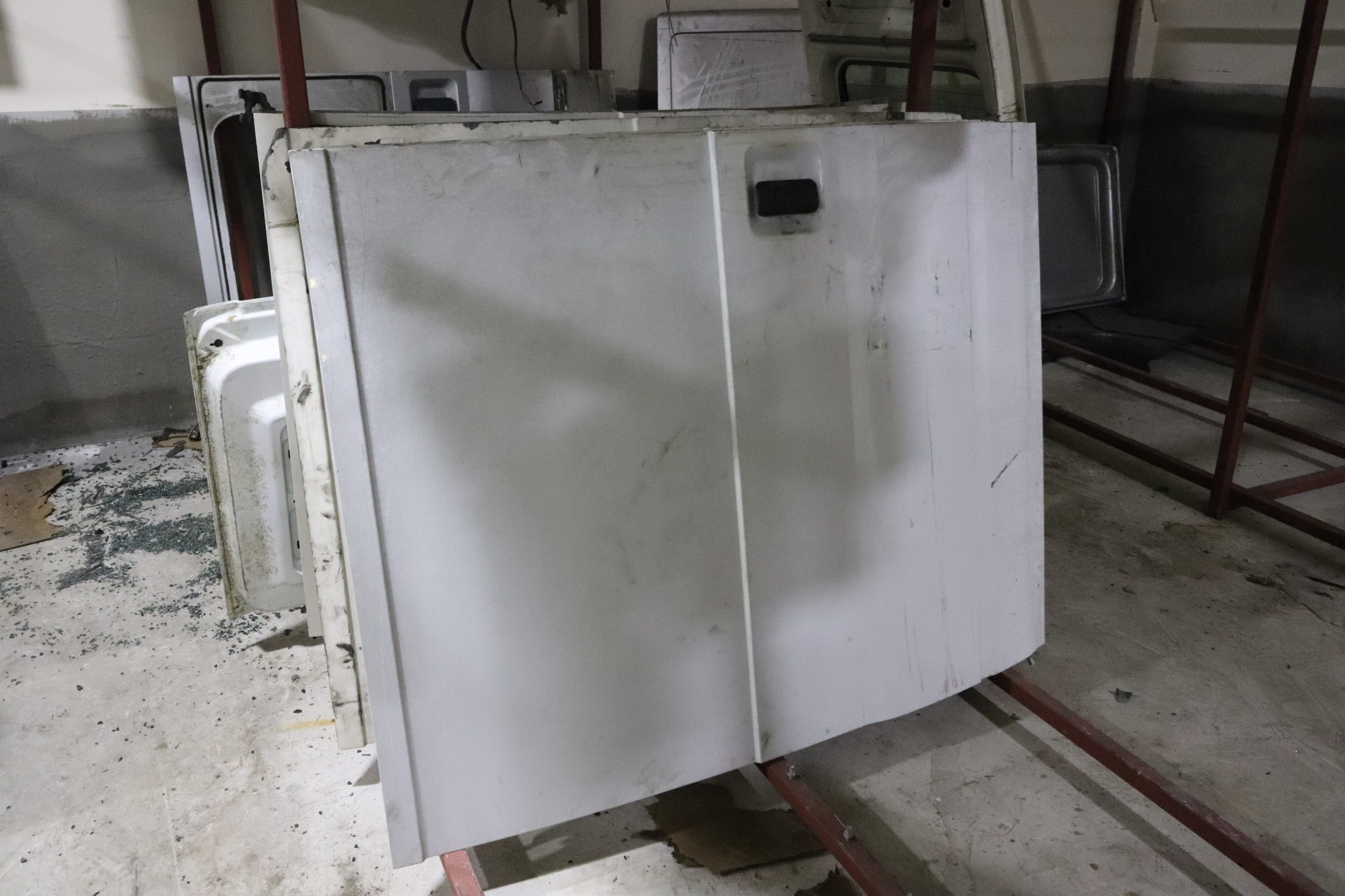 TRANSİT V347 SÜRGÜLÜ KAPI KAPALI KASA