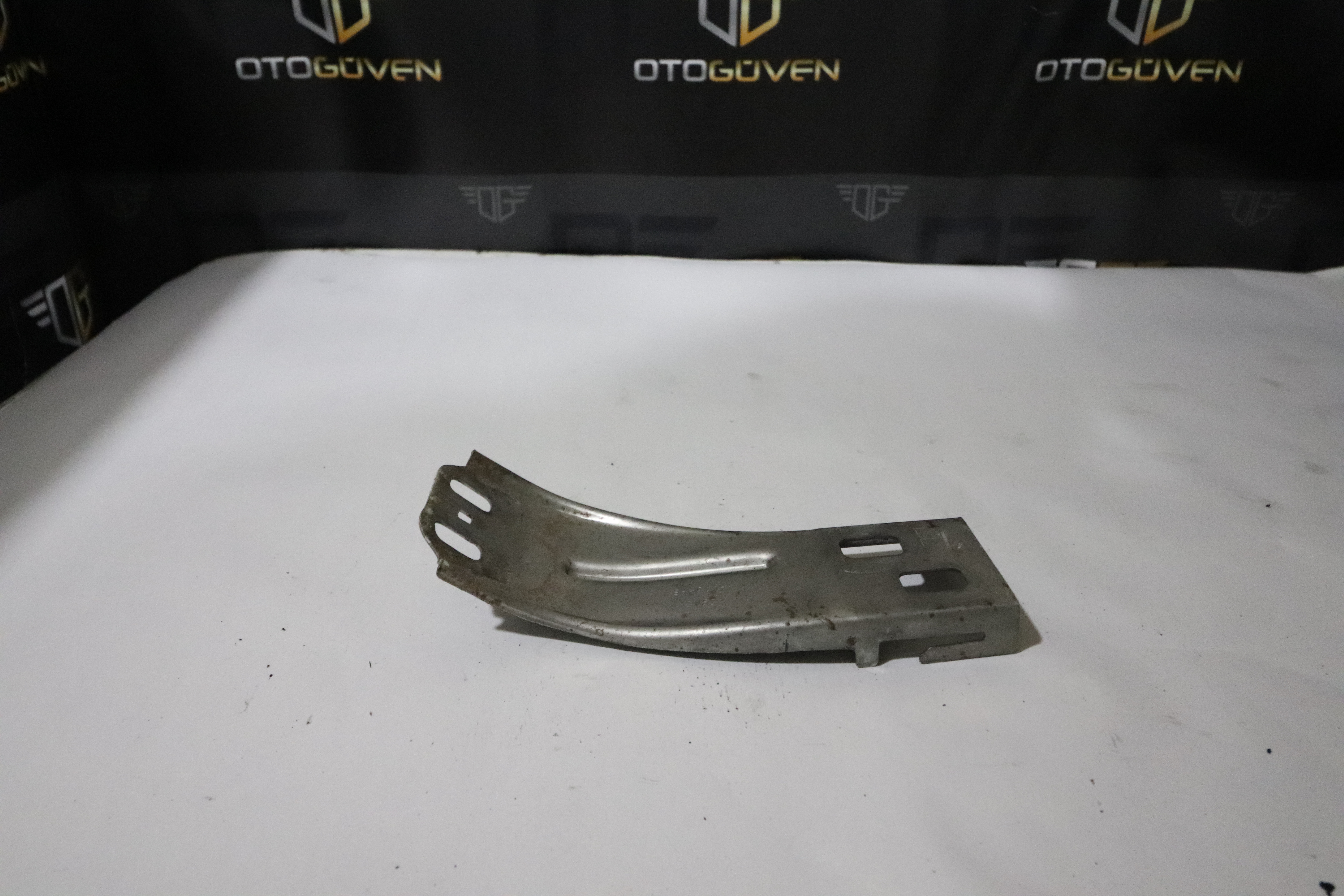 TRANSİT V363 GÖZ DEMİR SACI