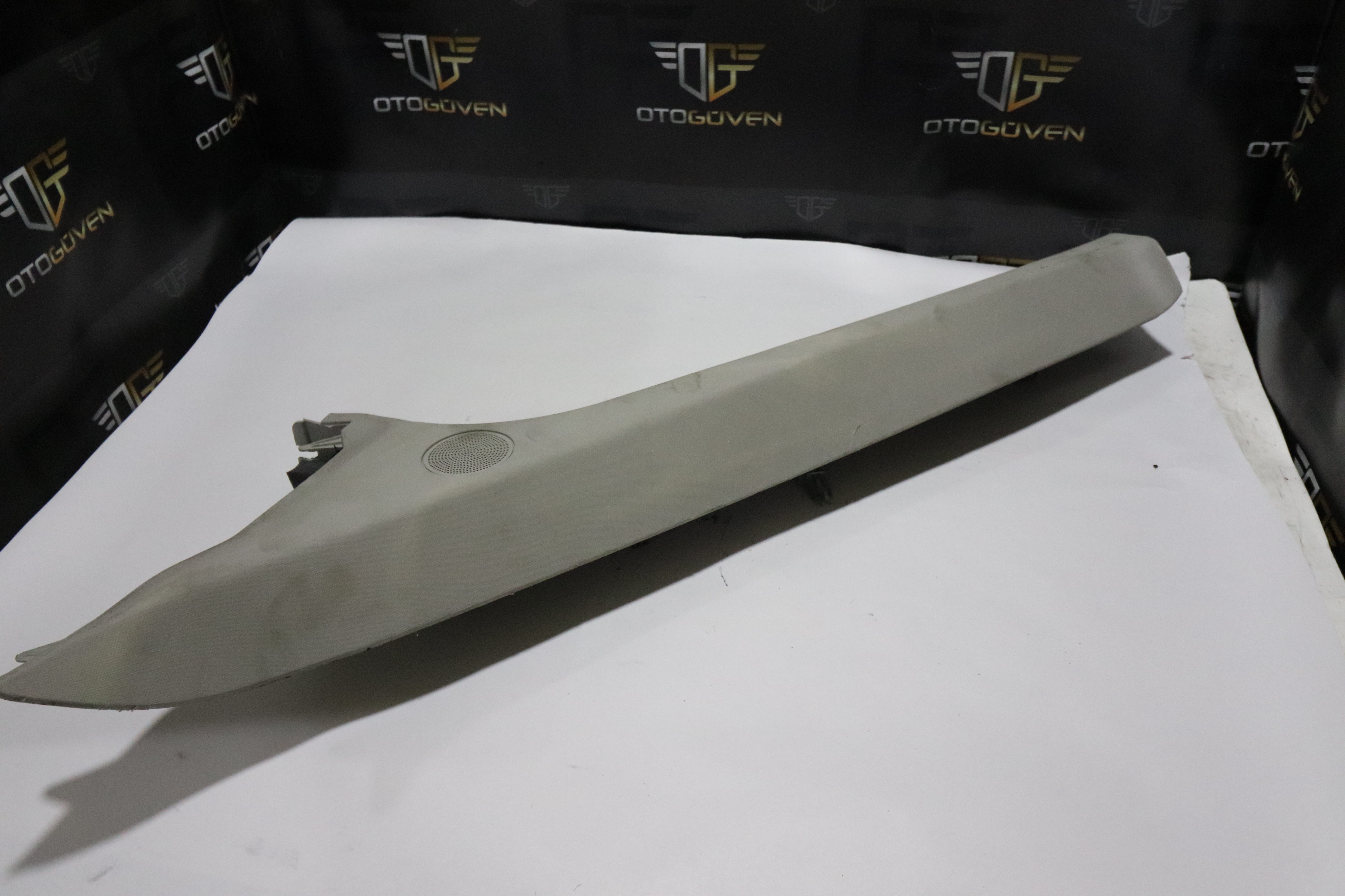 TRANSİT V363 İÇ DİREK PLASTİĞİ