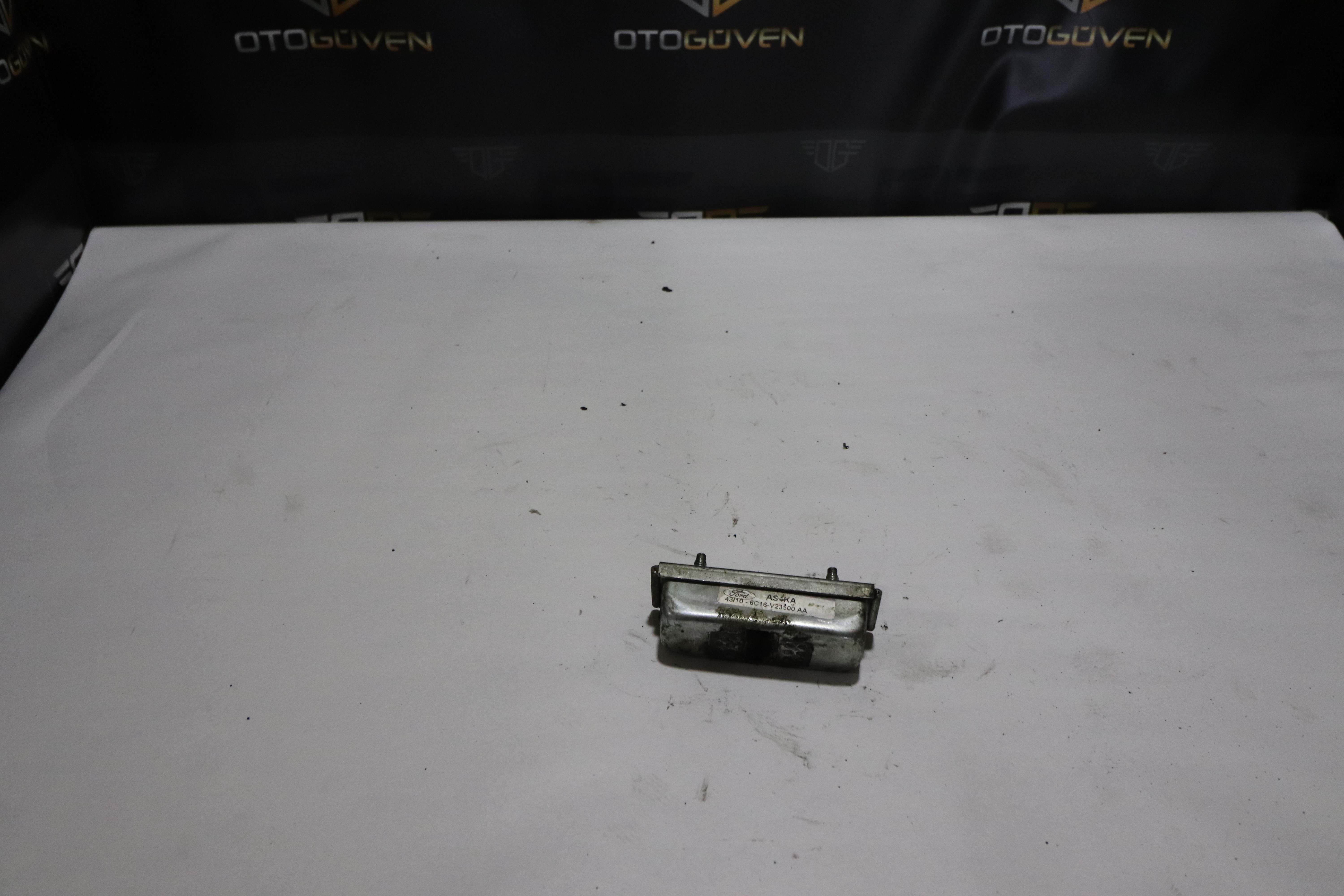 TRANSİT V363 KAPI GERGİSİ