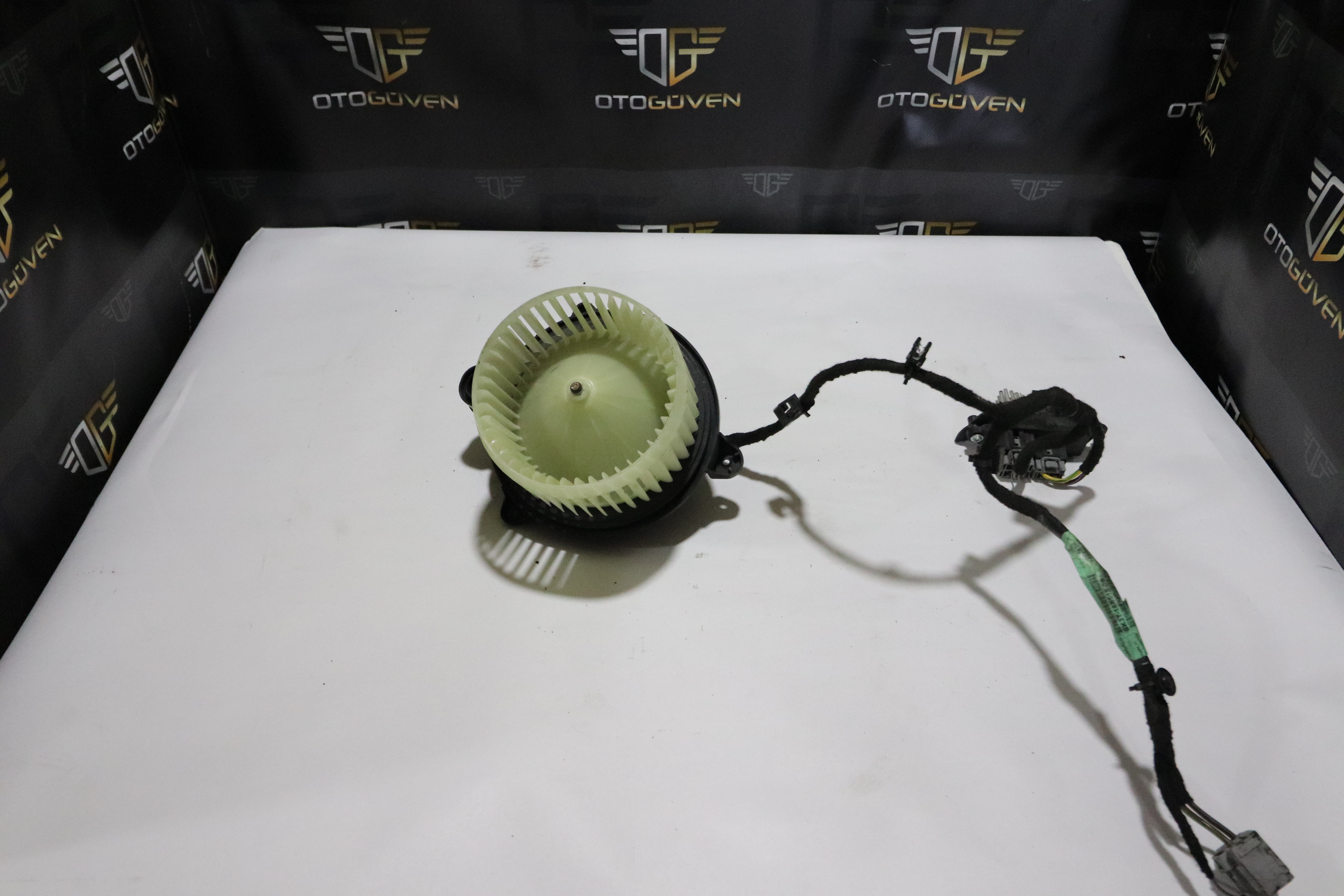 TRANSİT V363 KLİMA MOTORU