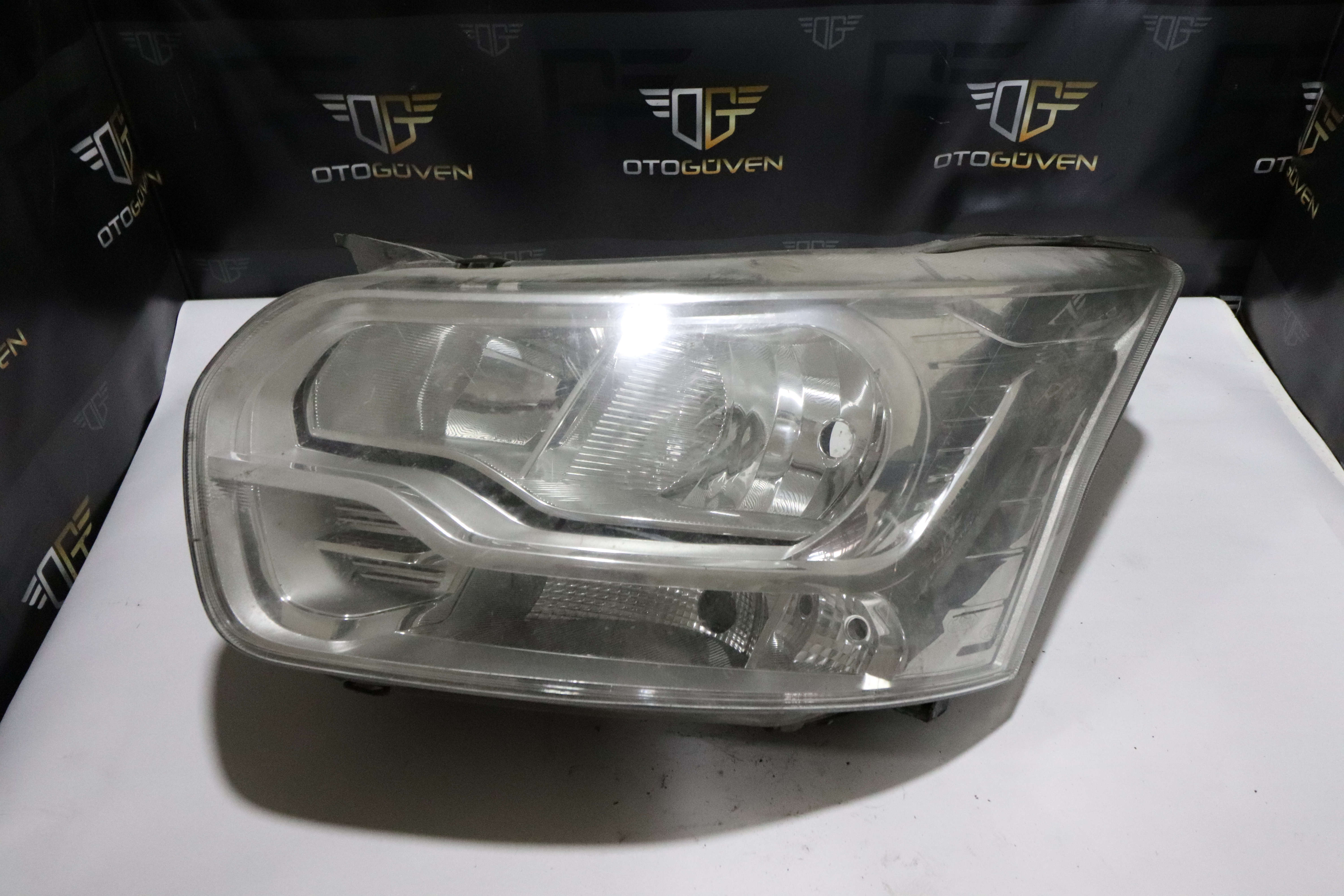 TRANSİT V363 ÖN FAR,