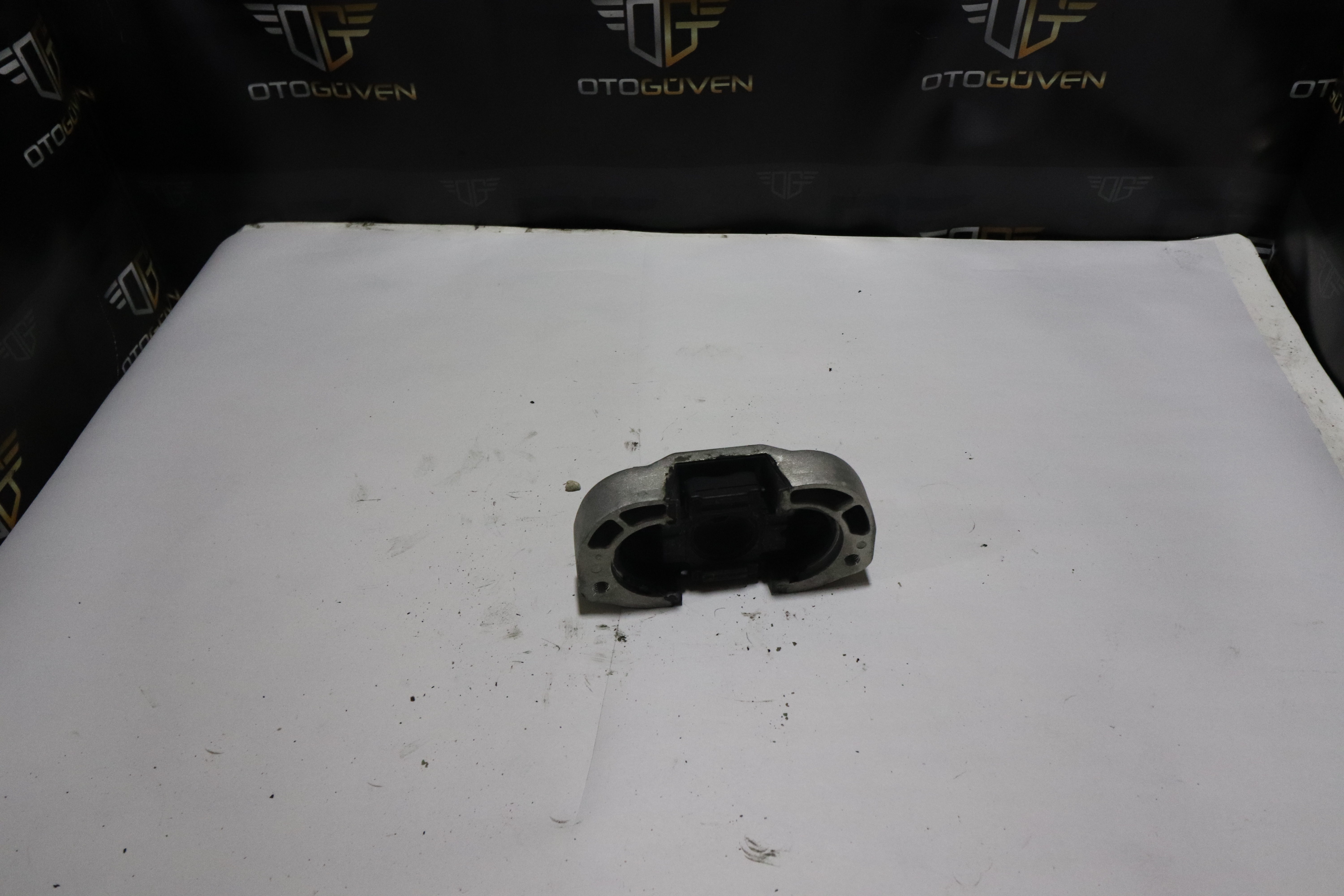 TRANSİT V363 ŞANZIMAN KULAĞI