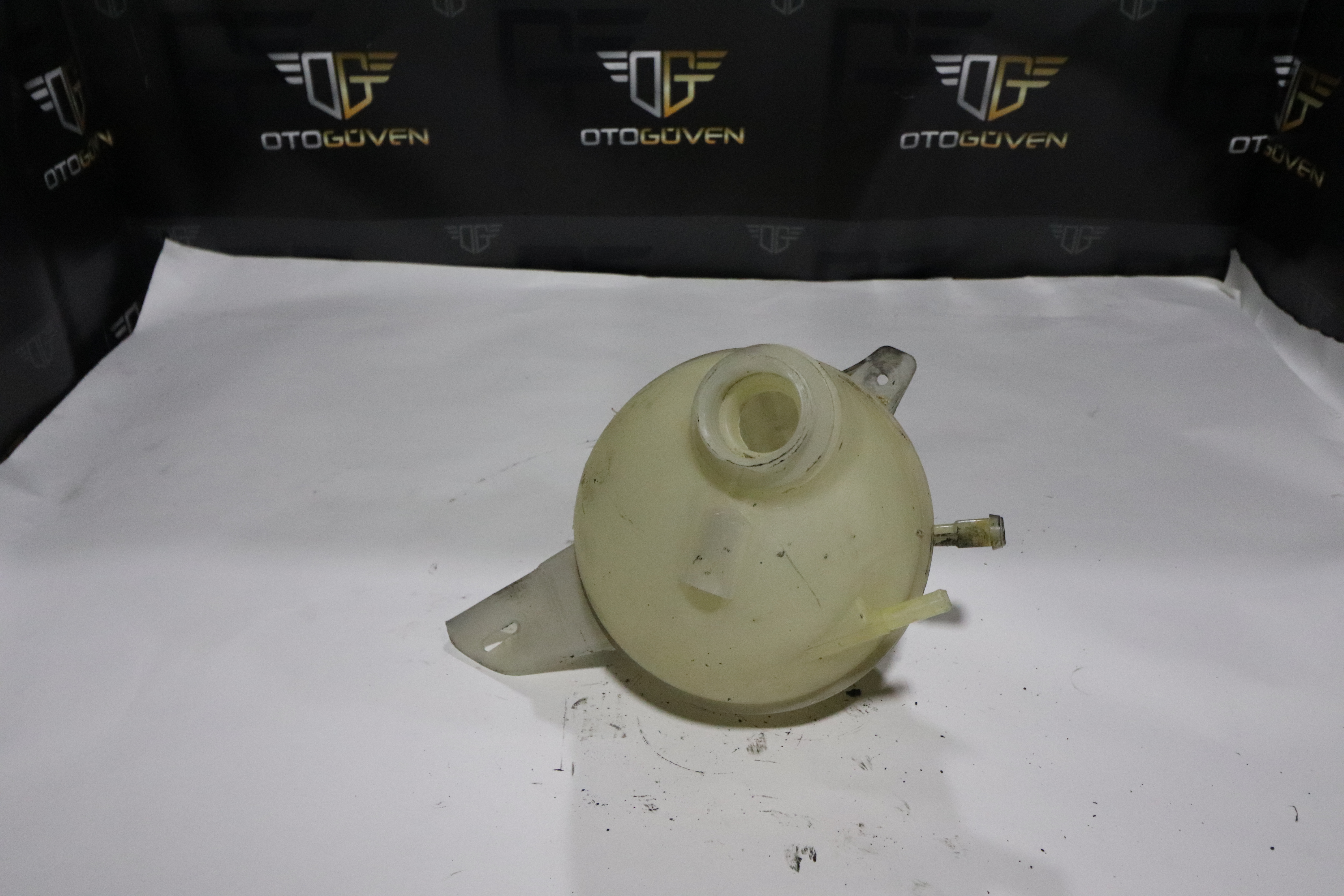 TRANSİT V363 SU BİDONU